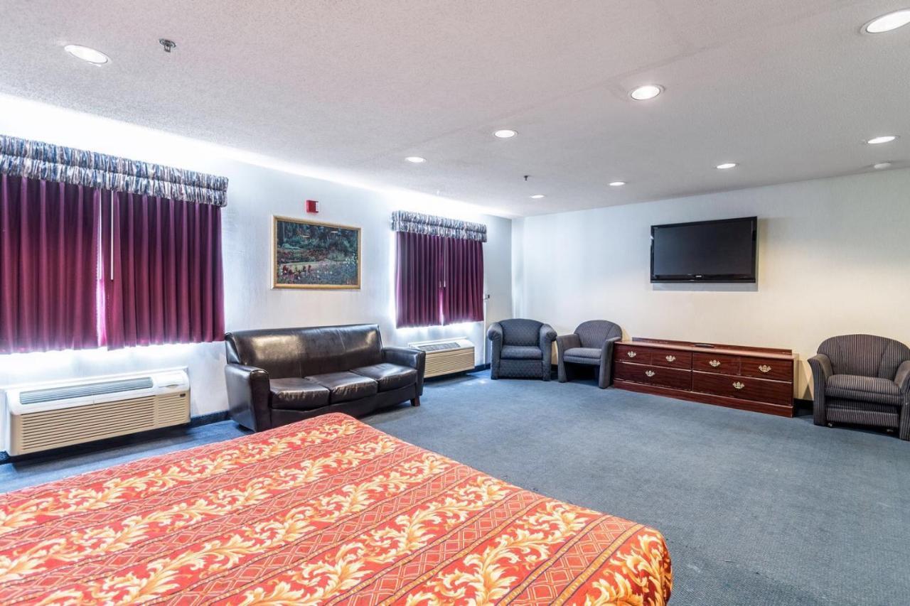 Quality Express Inn & Suites Mineral Wells Luaran gambar